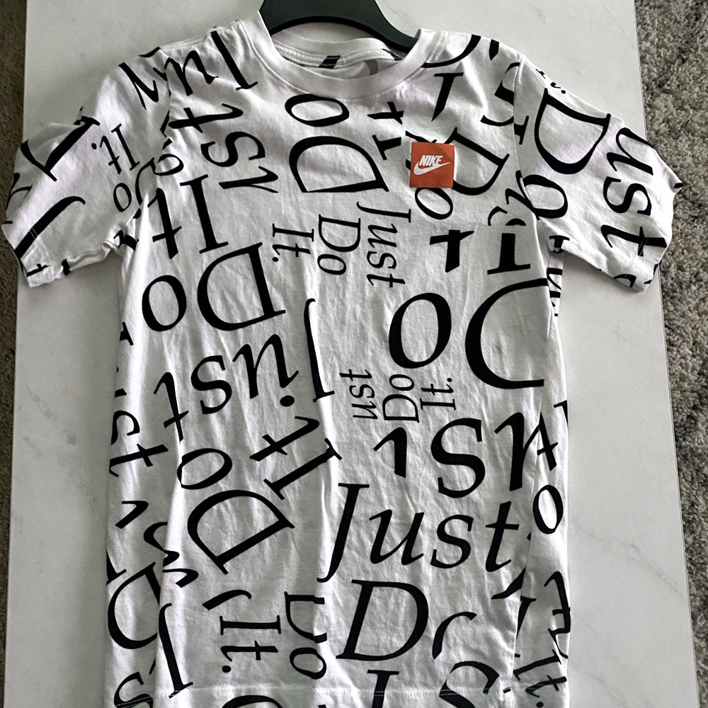 Nike white and black just do it printed shirt